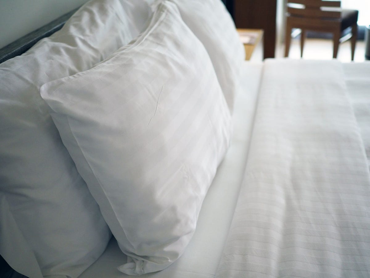 How to wash pillows hotsell without making them lumpy