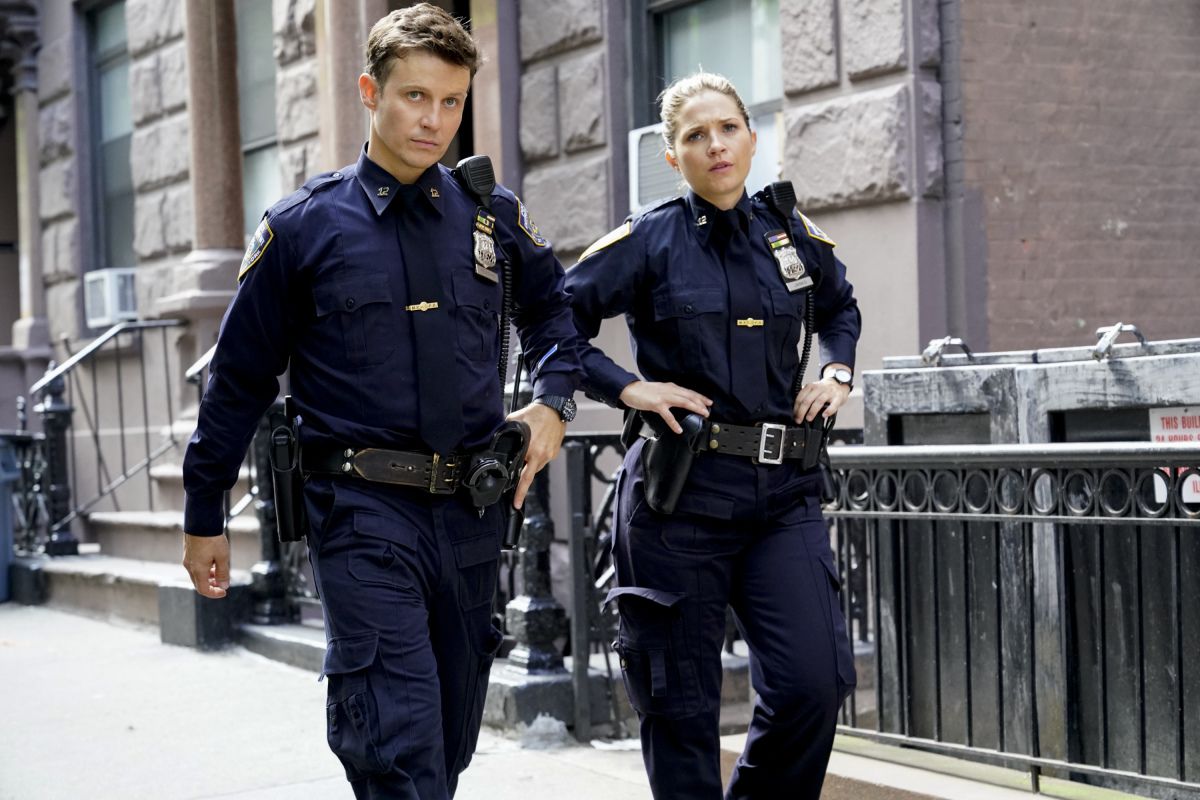 Watch 2025 blue bloods