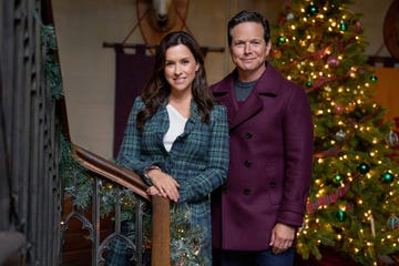 how to watch hallmark christmas movies