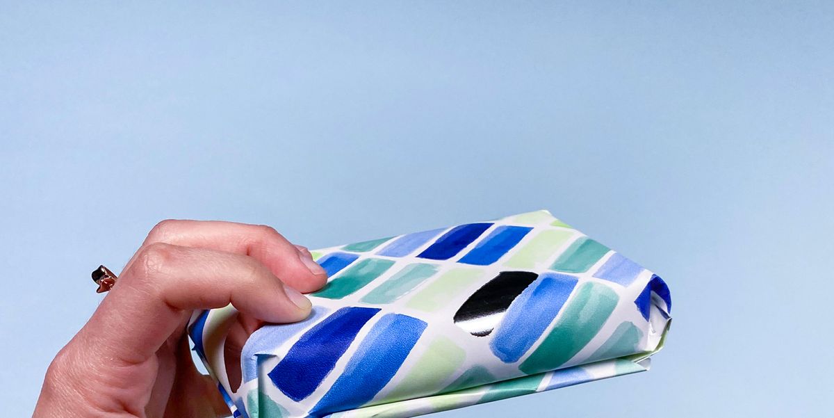 How do you wrap something without tape? Try this hack