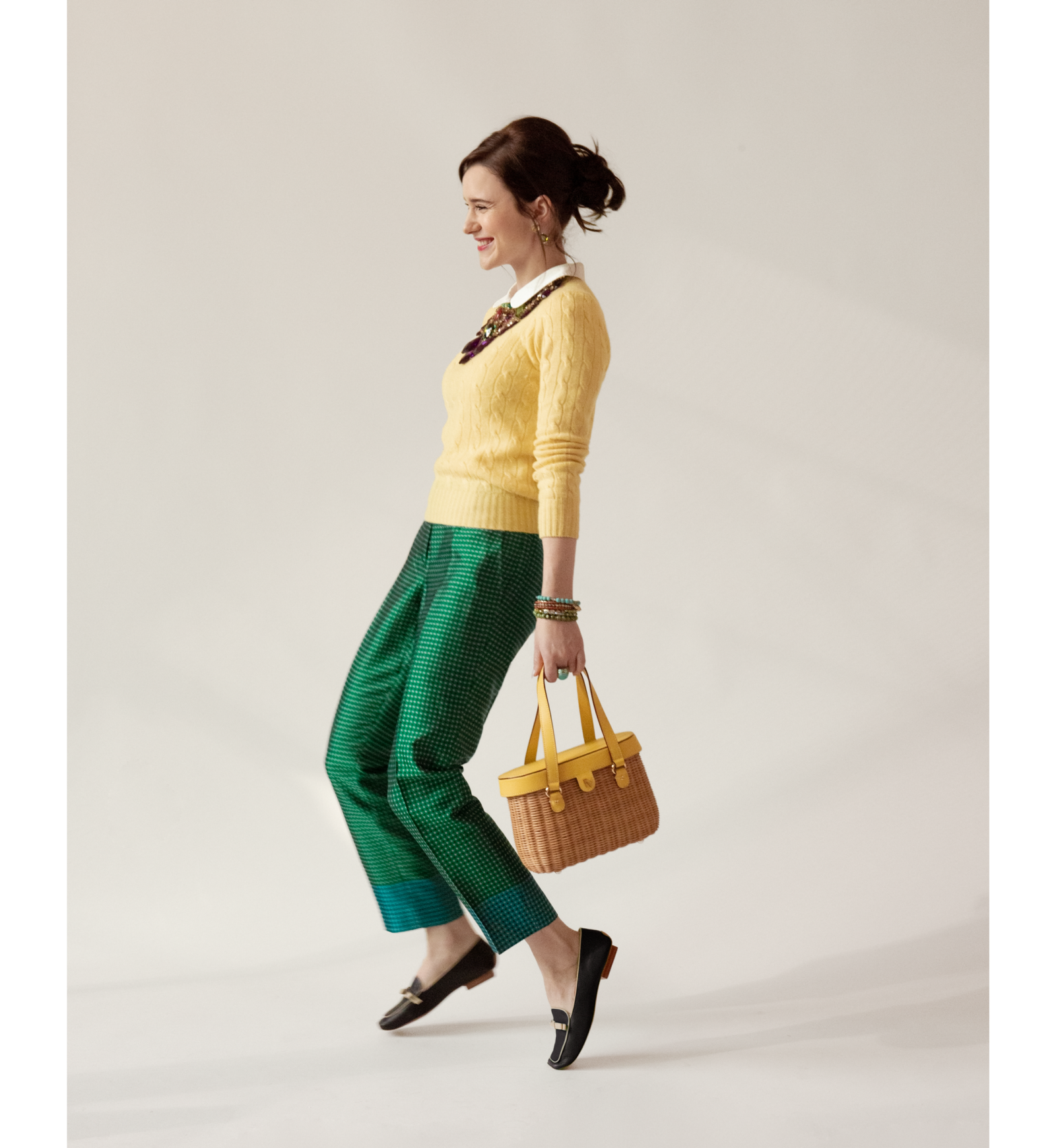 Rachel Brosnahan Pays Loving Tribute to Her Late Aunt Kate Spade in New  Campaign