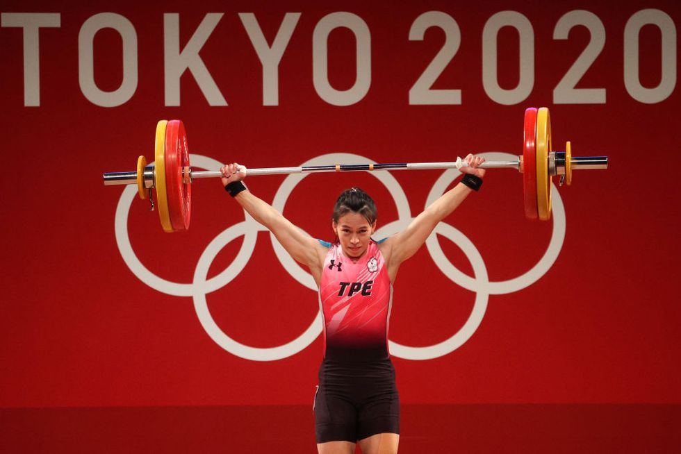 台灣「舉重女神」拿下東京奧運金牌