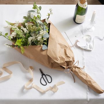 the white company flowers