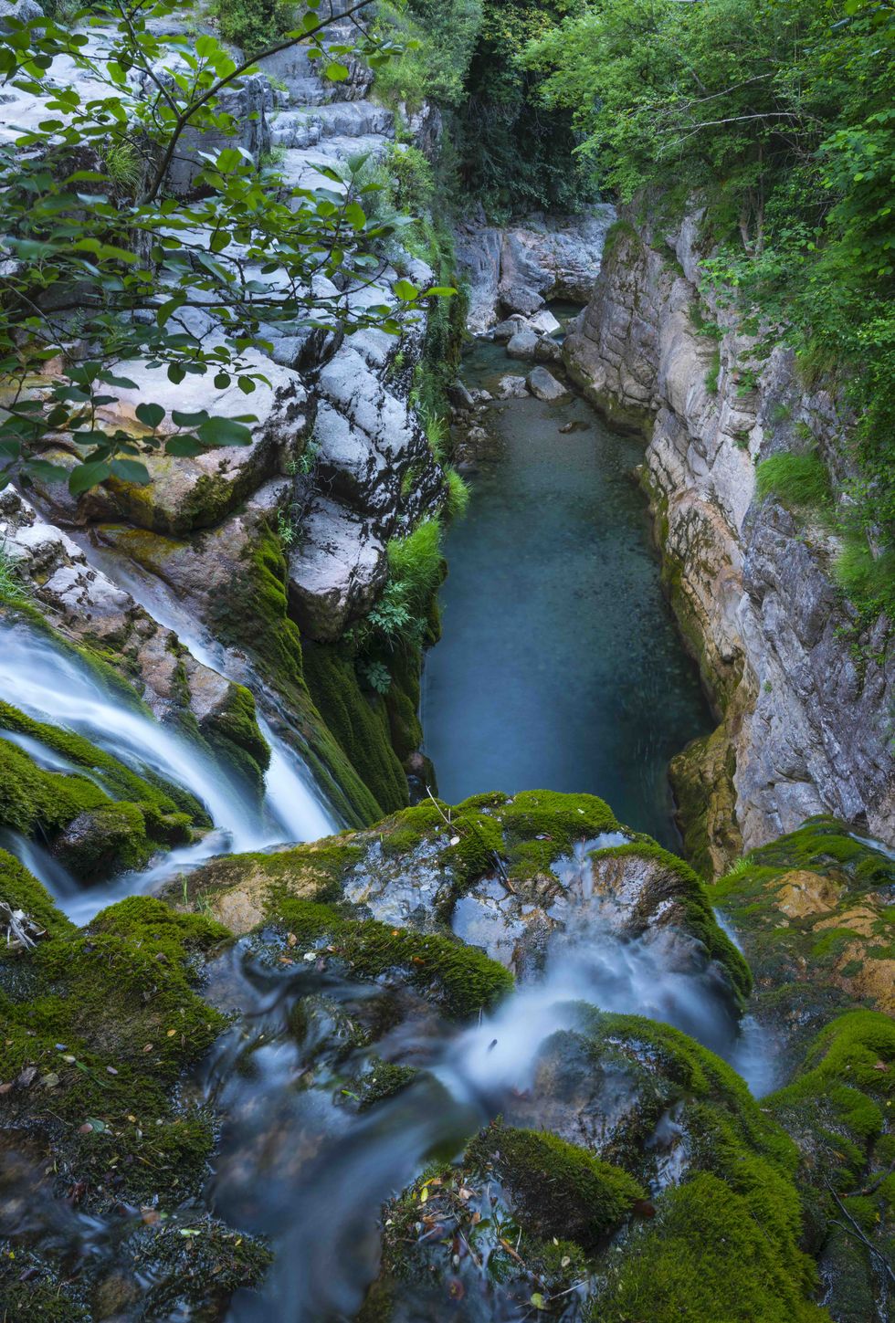 aso waterfalll, añisclo canyon, ordesa y monte perdido national park, huesca, aragon, spain, europe