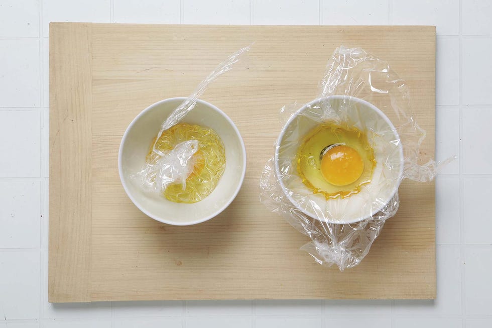 huevos poché con yogur 1