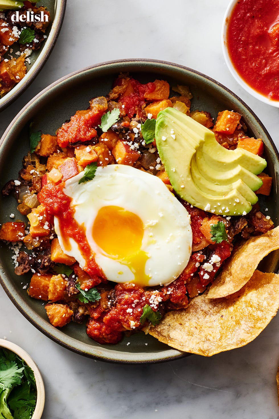 huevos rancheros breakfast bowls