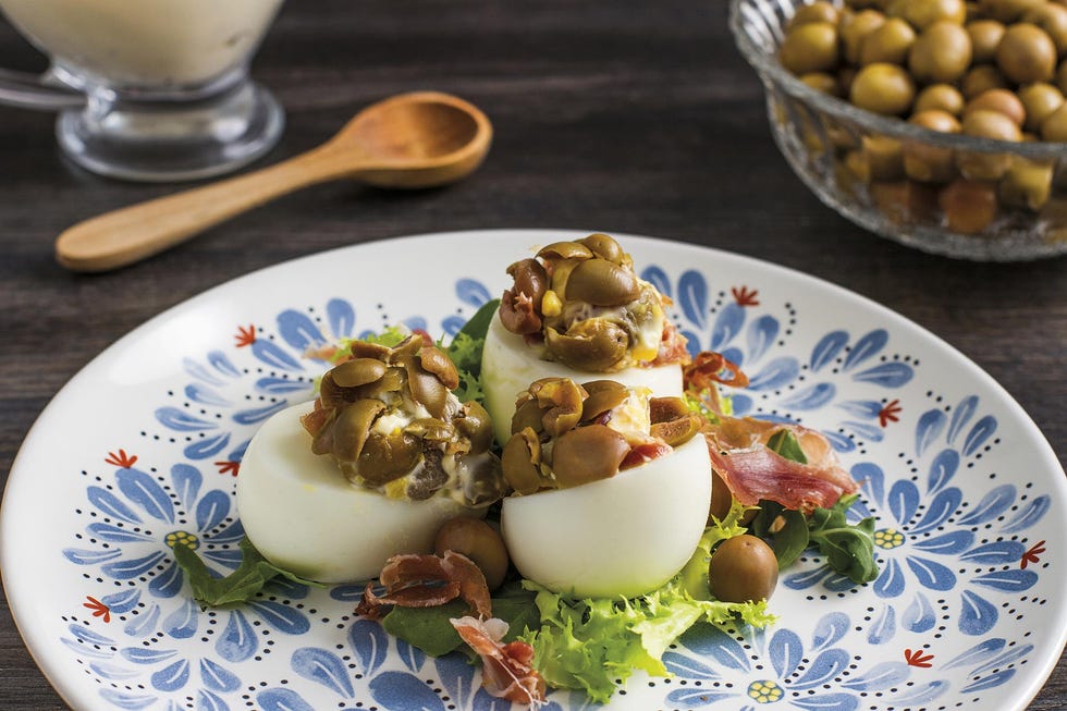 Receta de huevos rellenos, la adicción número 1 de Navidad