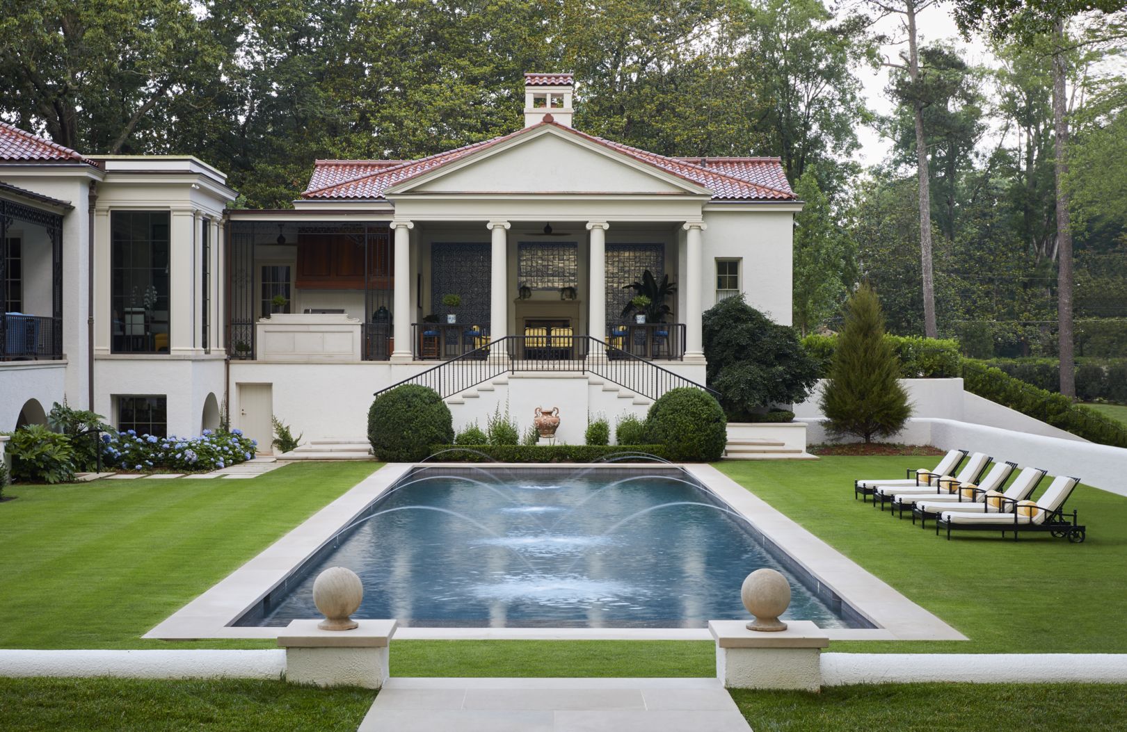 This Atlanta Estate Designed by Huff-Dewberry Has a Party Girl Past