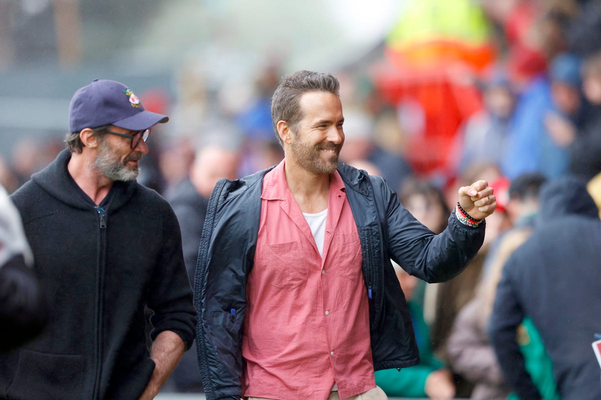 Ryan Reynolds shares first look at his Christmas movie with Will