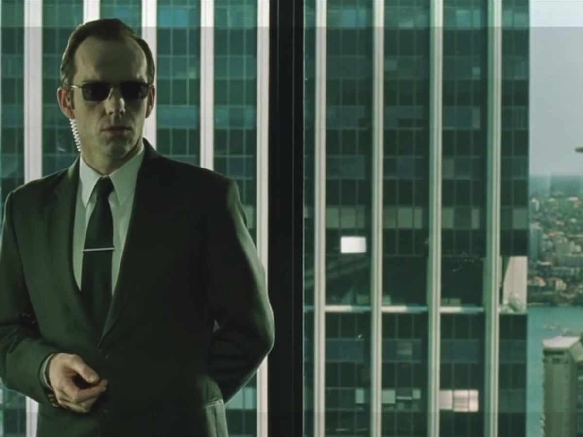 Hugo Weaving confirma ausência em 'Matrix 4' e reclama de proposta