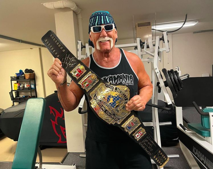 Hulk Hogan Hits Gym While Showing Off His 1987 Championship Belt