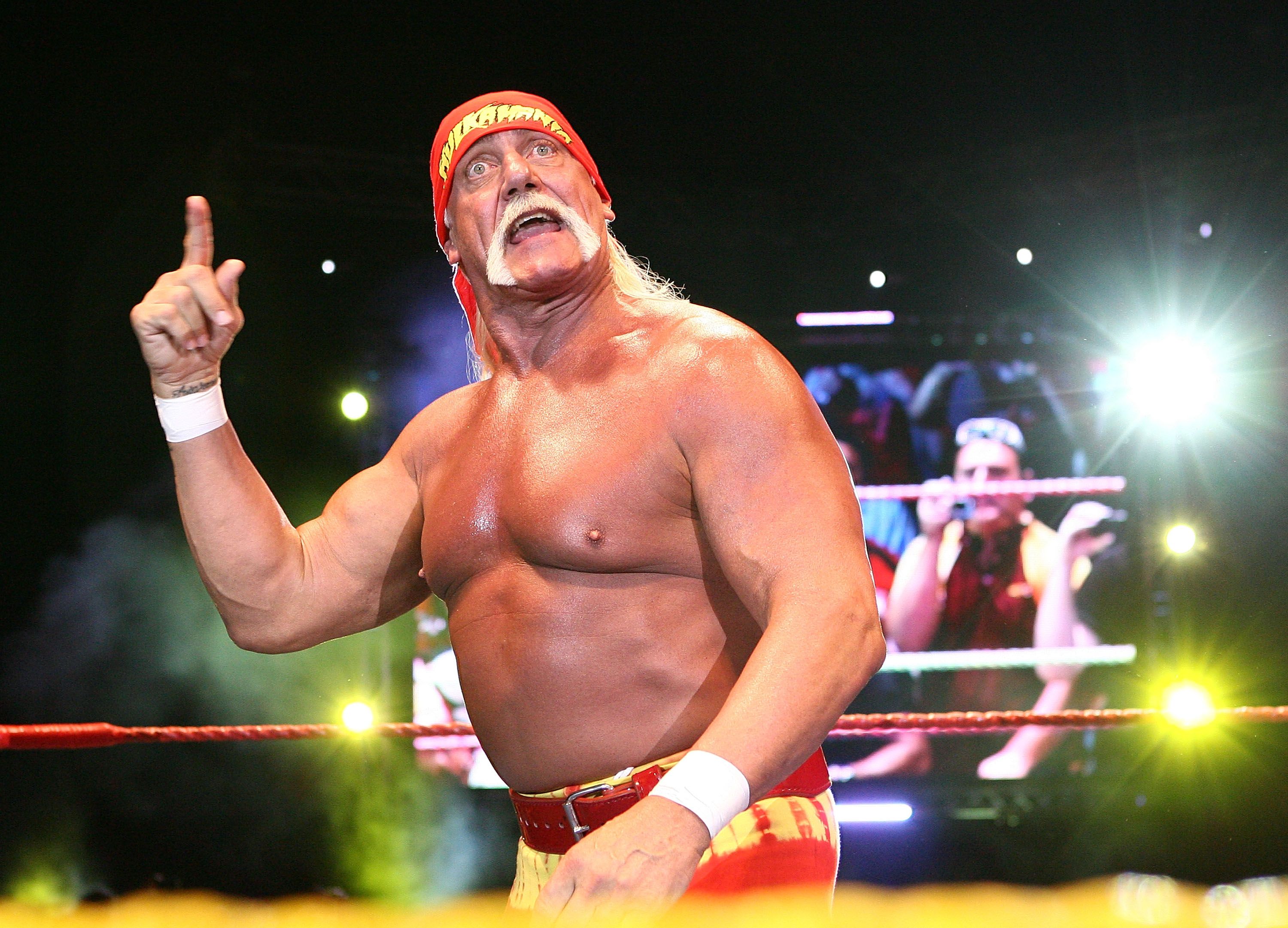 Hulk Hogan Claims He Is Down To His '9th Grade Weight' In New Photo