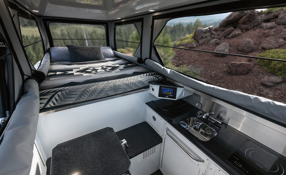 GMC Hummer Ev Sut avec intérieur Earthcruiser amélioré