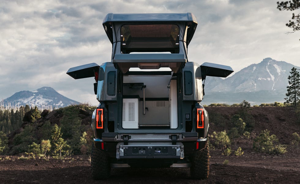 gmc hummer ev sut avec aménagement earthcruiser grand