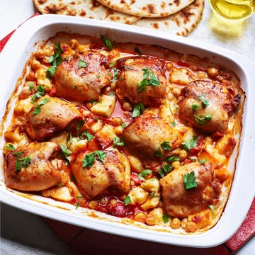 hummus and paprika chicken traybake