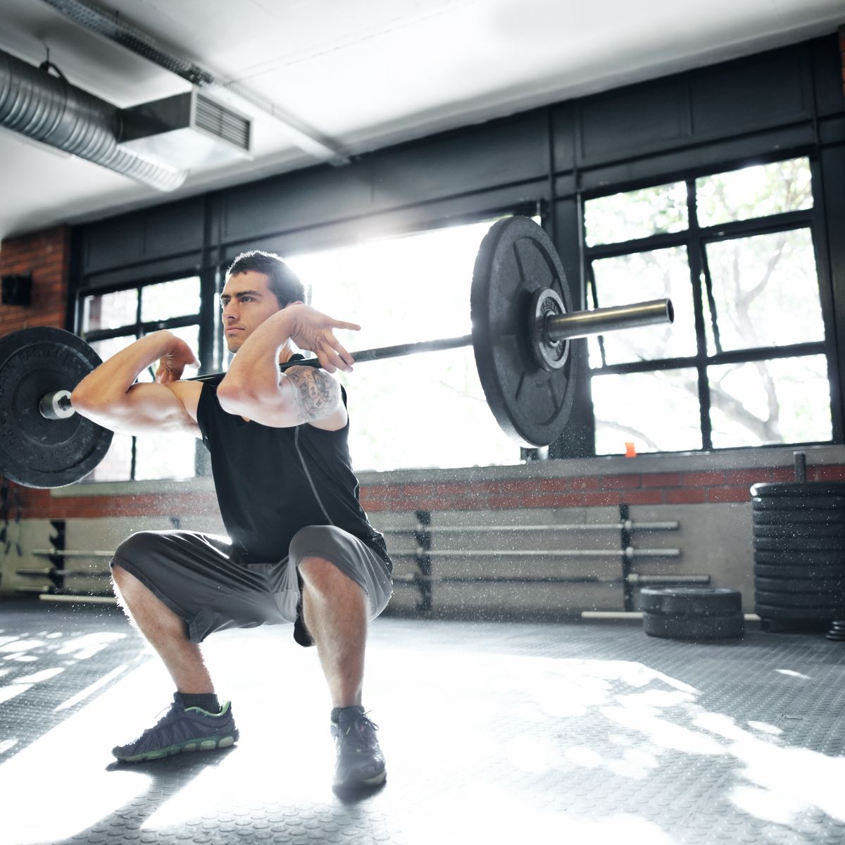 squats long vs short torso cropped – The Sports Physio