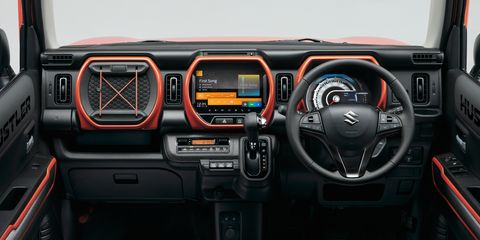 Suzuki Hustler Concept interior