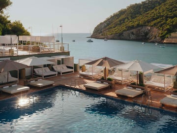mondrian ibiza pool
