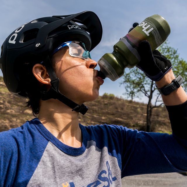 Hydration strategies for cyclists