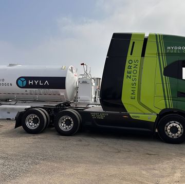 hydrogen fuel truck