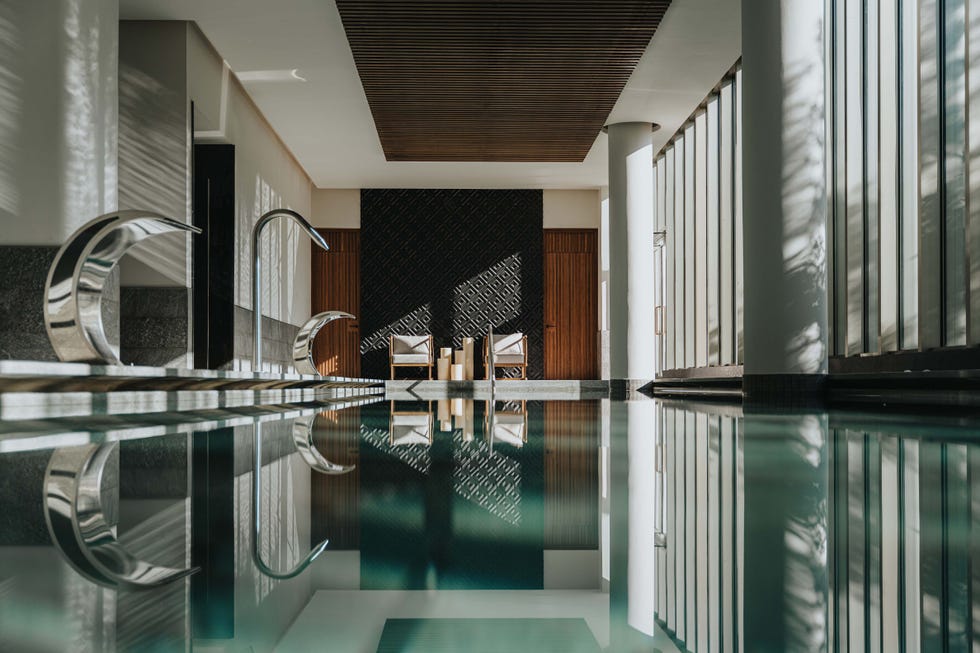 hydrotherapy pool