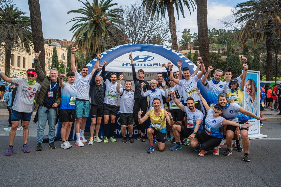 hyundai, run to progress, running