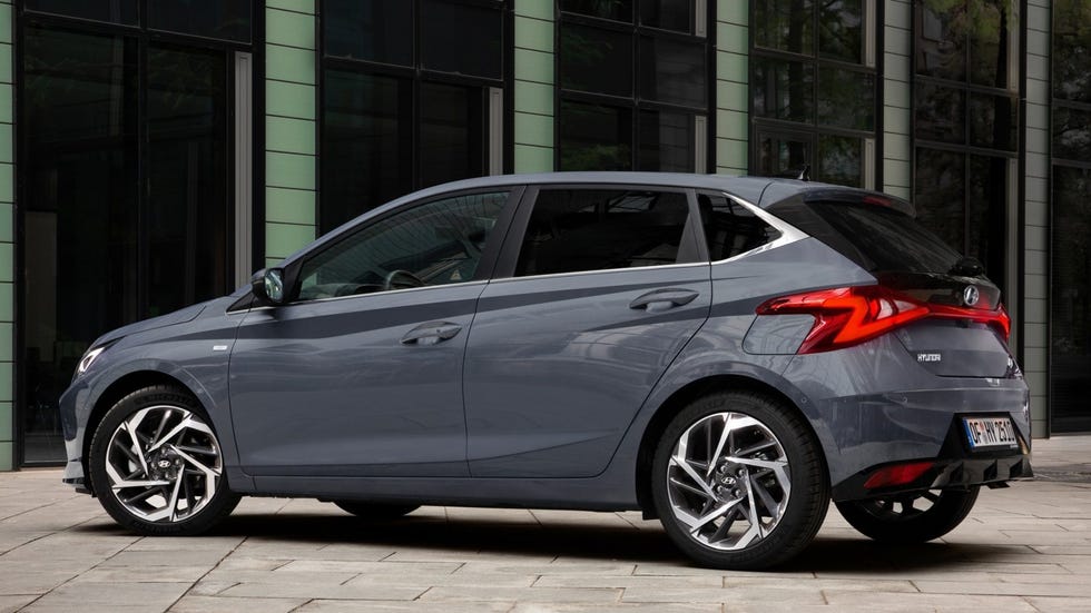 hyundai-i20-2021-1600-17-1605710274.jpg