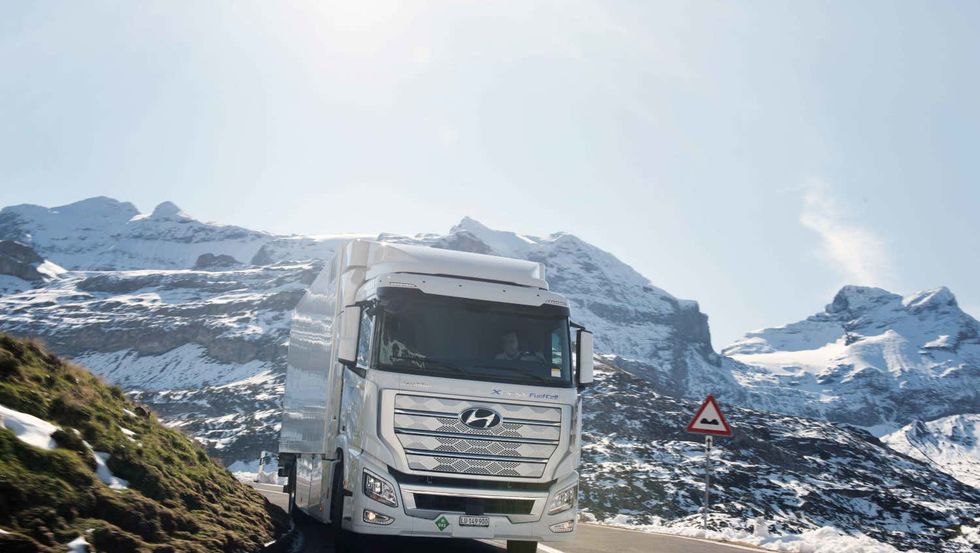 hyundai xcient camión de hidrógeno en suiza