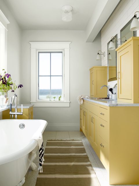 Bathroom, Room, Interior design, Property, Yellow, Floor, Ceiling, Building, Bathroom cabinet, Furniture, 