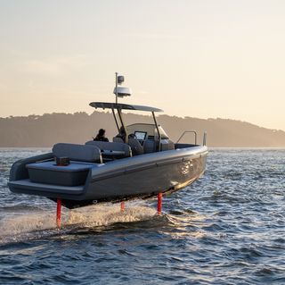 Fly Over the Waves Like a Pterodactyl in the Candela C-8 Hydrofoil Electric Speedboat
