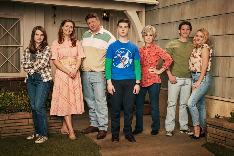 iain armitage, zoe perry, lance barber, raegan revord, montana jordan, annie potts, emily osment, young sheldon, season 7