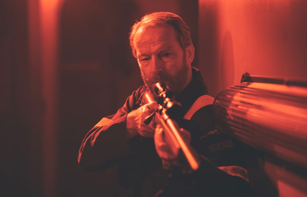 iain glen, the rig season 2