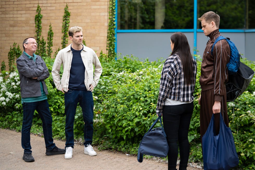 ian beale, peter beale, lauren branning, oscar, eastenders