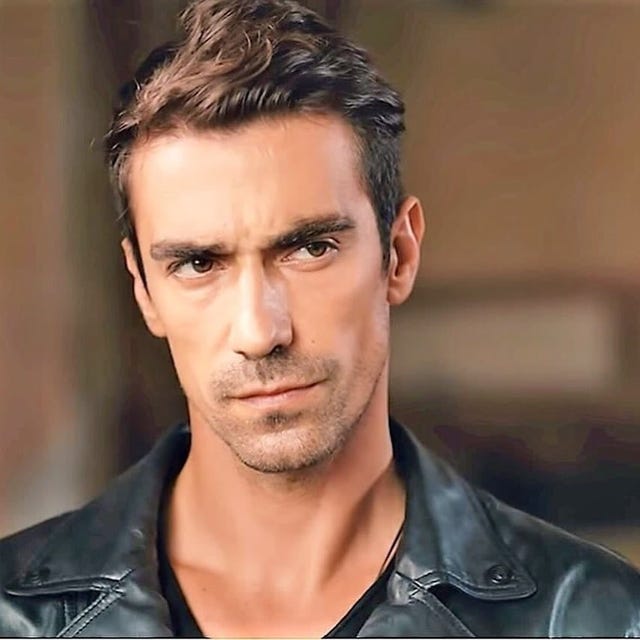 ibrahim Çelikkol amor en blanco y negro