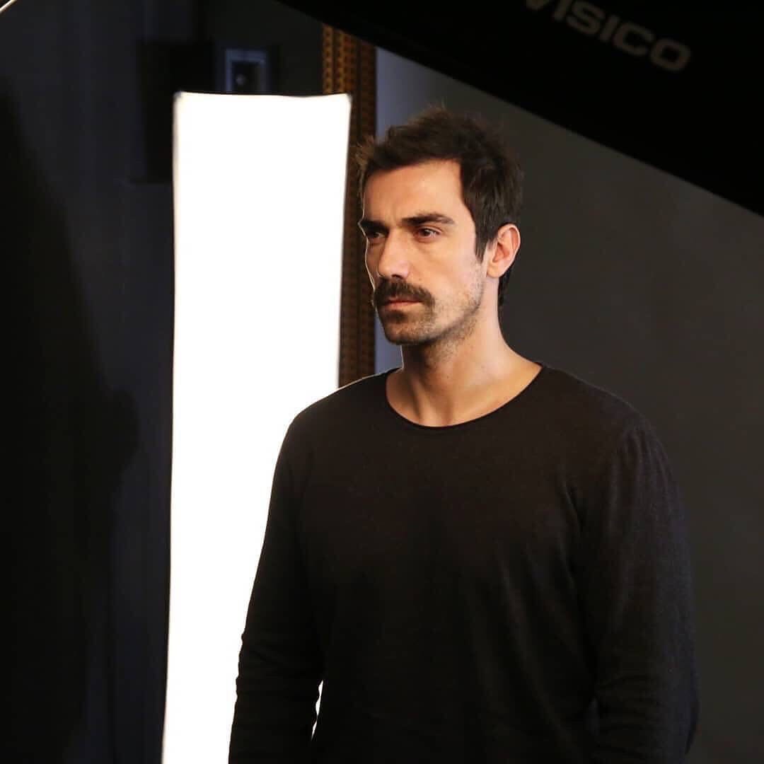 El actor İbrahim Çelikkol, ('Tierra Amarga'), ha tenido un grave ...