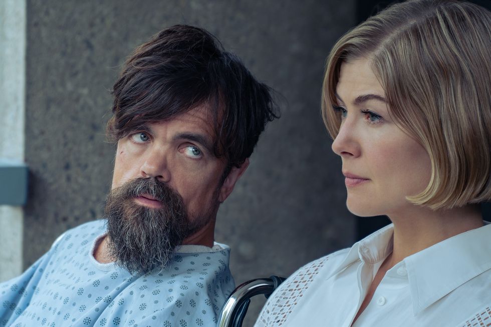 i care a lot 2021peter dinklage as rukov and rosamund pike as marlacr seacia pavaonetflix