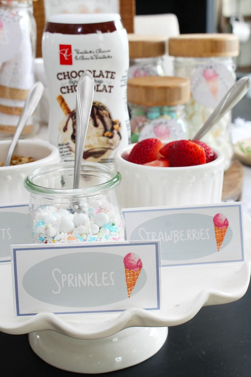 How to Build an Ice Cream Sundae Bar