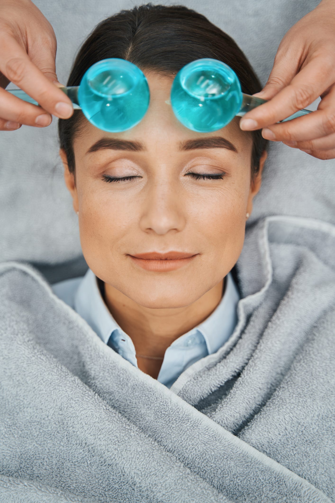 Crioterapia A Casa I Benefici Del Ghiaccio Sul Viso Con ICE-CONTOUR™