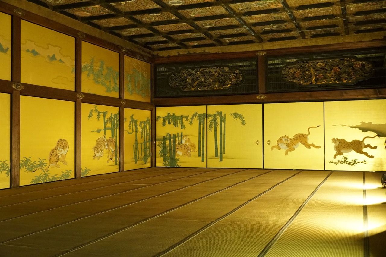 寅年にちなみ京都・二条城にて〈遠侍〉虎の間の障壁画を公開中
