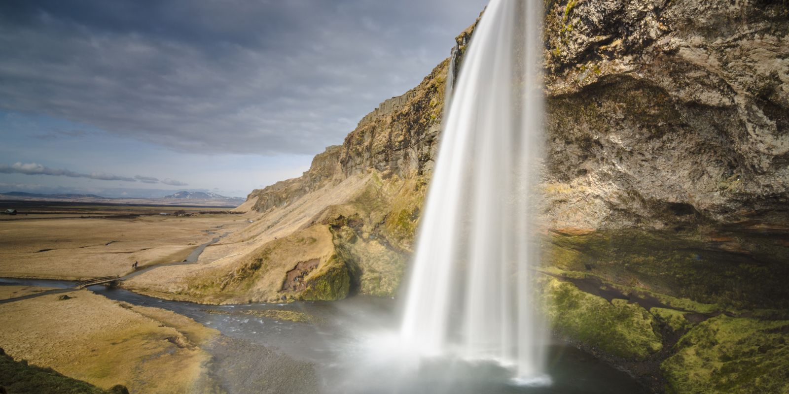 死ぬまでに見ておきたい?! 世界で最 美しい10の滝｜ELLE DECOR [エル 
