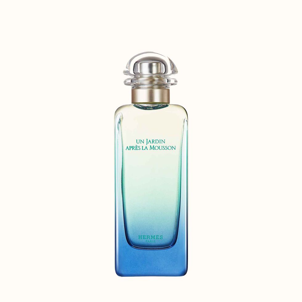 Perfume, Product, Water, Glass bottle, Bottle, Fluid, Liquid, Spray, Glass, Solution, 