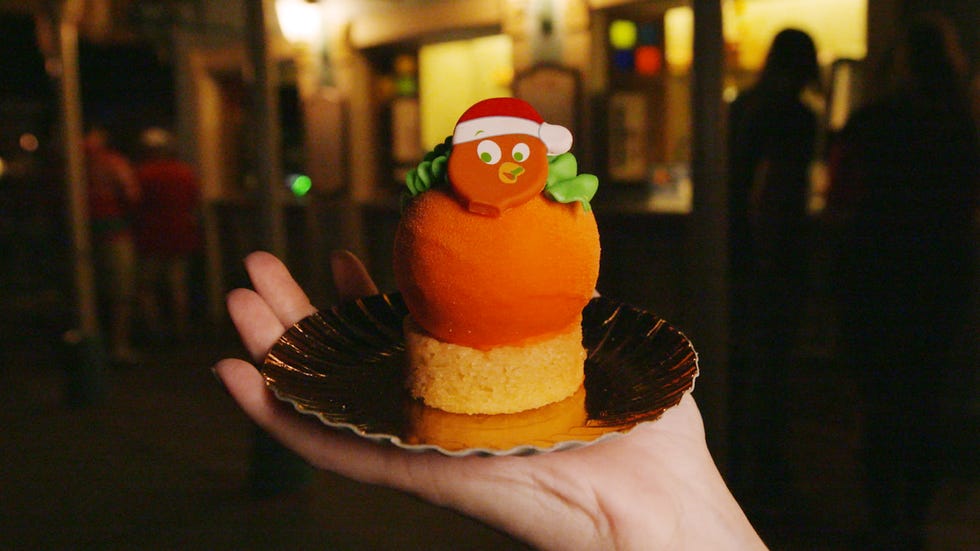 Finger, Food, Hand, Toy, Sweetness, Dessert, 