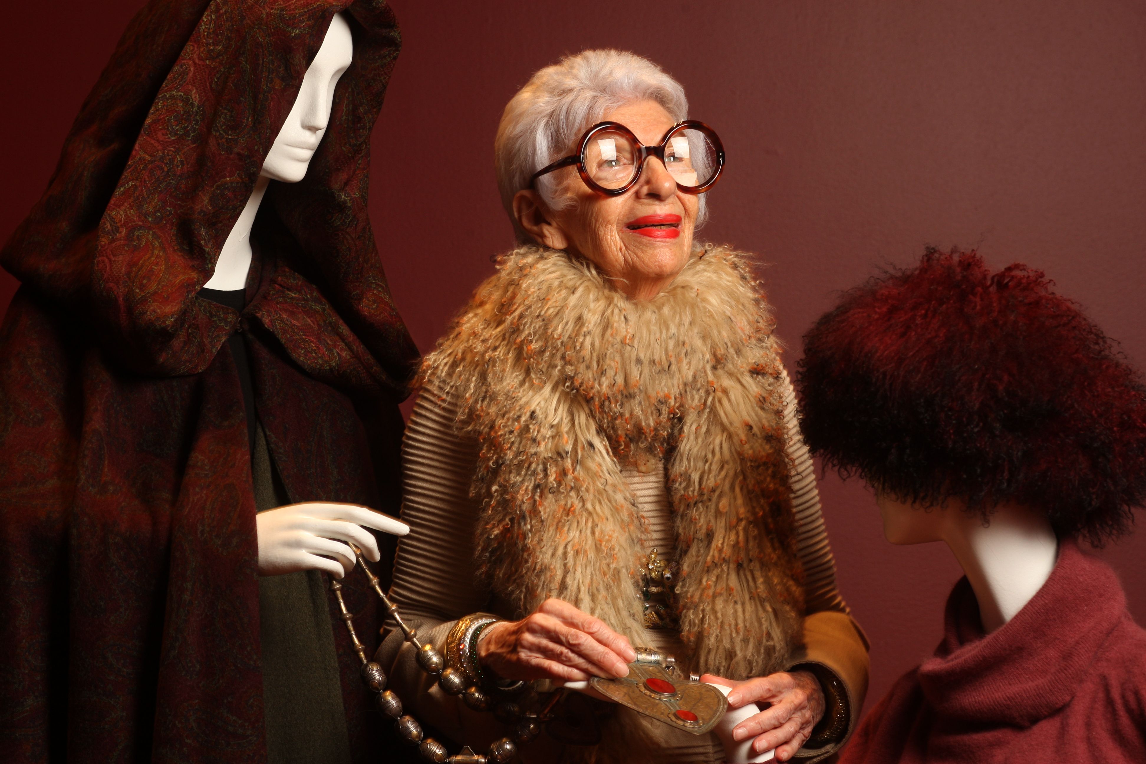 Iris on sale apfel coat