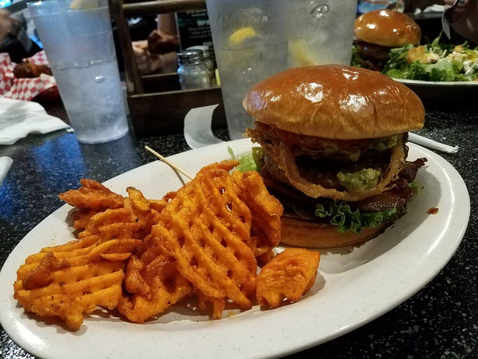 Dish, Food, Junk food, Fried food, Fast food, French fries, Hamburger, Cuisine, Buffalo burger, Veggie burger, 