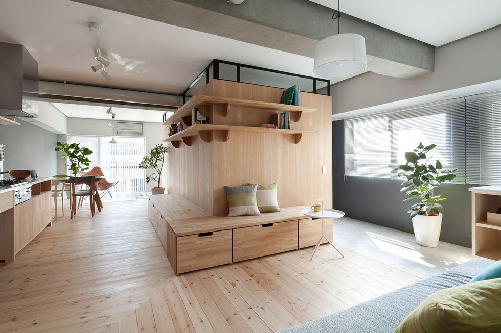 Ideas de muebles de madera con cubos para ganar espacio