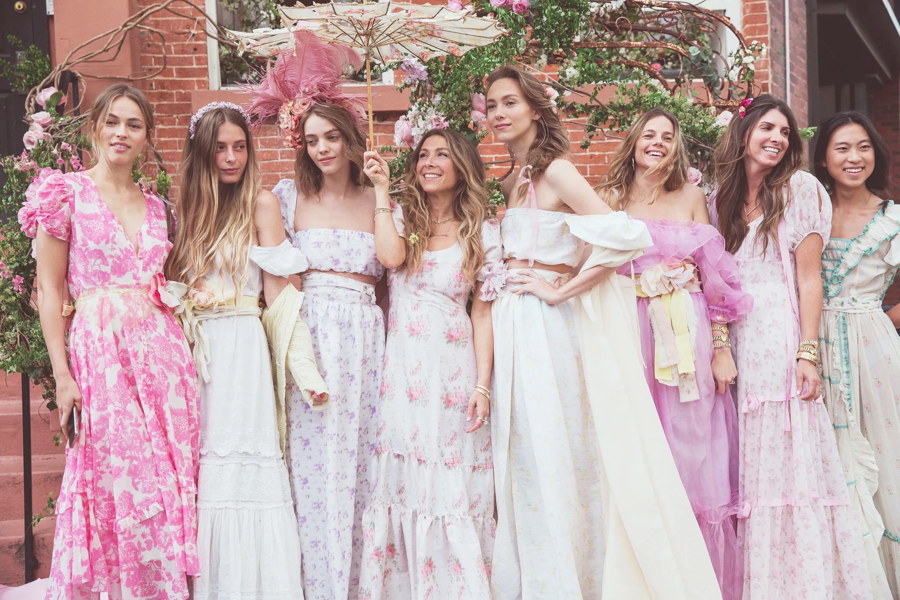 15 vestidos de invitada de boda de manga larga para llevar en verano