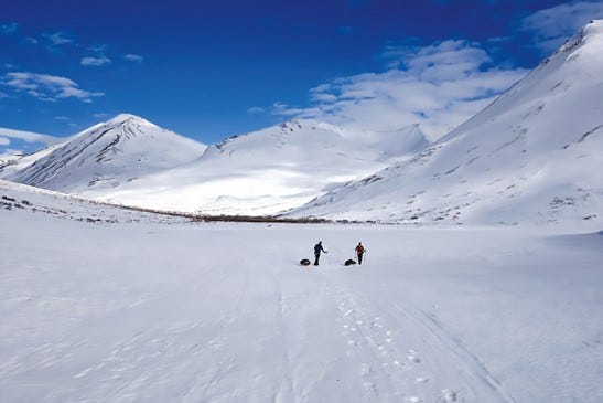 Snow, Piste, Geological phenomenon, Mountain, Mountainous landforms, Sky, Glacial landform, Winter, Recreation, Mountain range, 