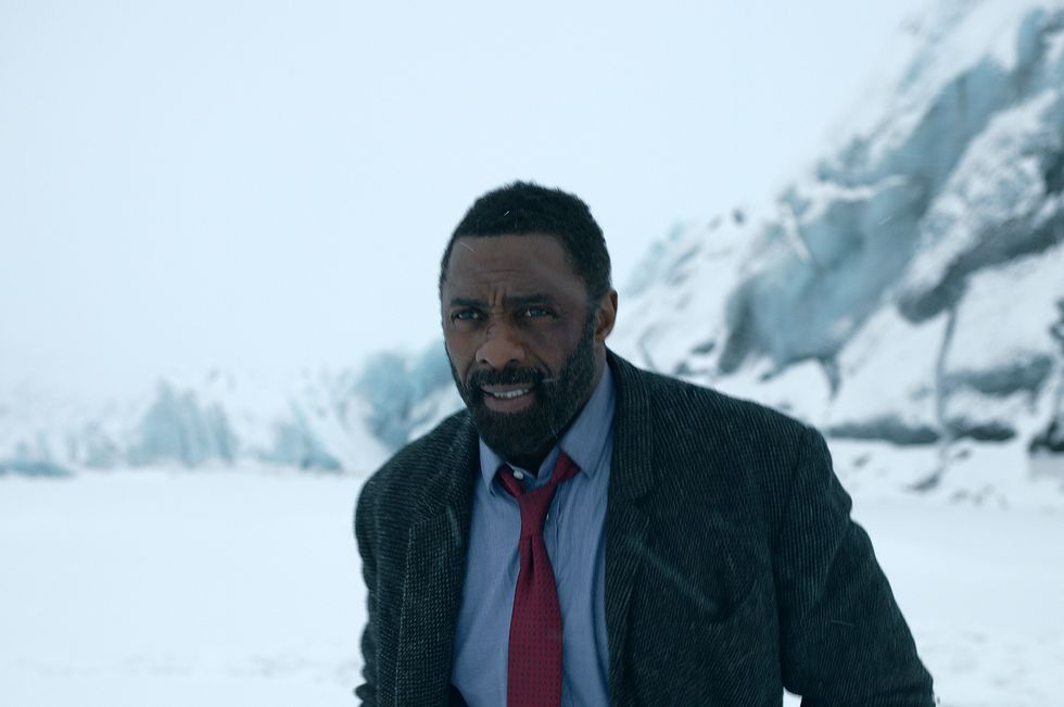 Idris Elba, Luther, die gefallene Sonne