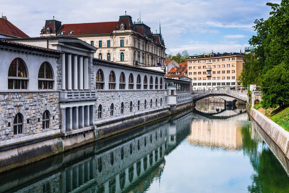 Voor reizigers die van romantische waterwegen  la Veneti houden is Ljubljana in Sloveni een uitstekend alternatief