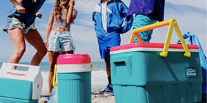 Fun, Fashion, Travel, Summer, Vacation, Waste container, Hand luggage, Leisure, Shorts, Waste containment, 